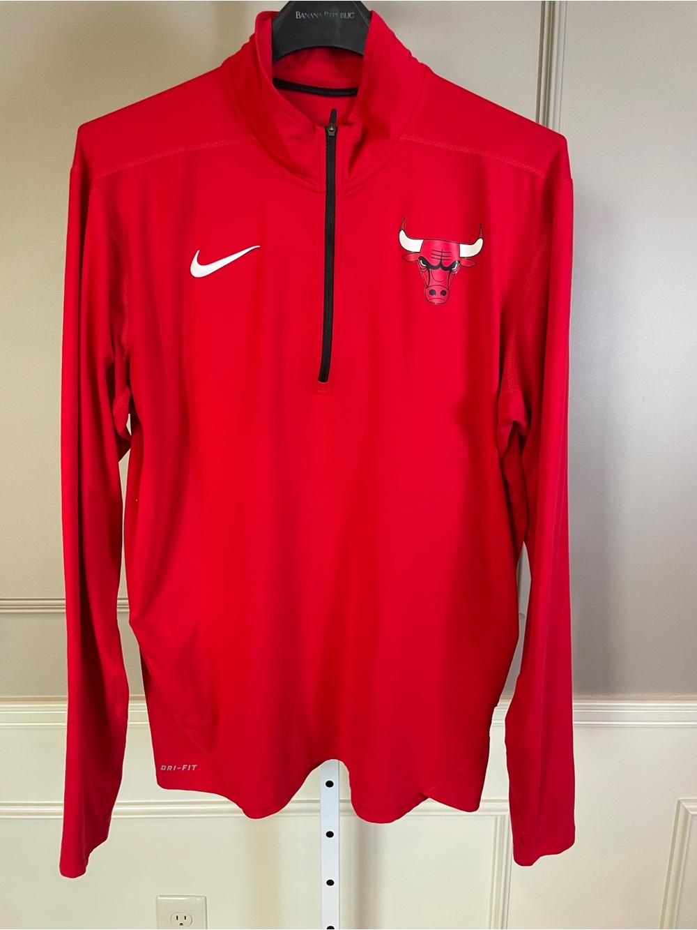 Chicago Bulls Nike NBA 1/4 Zip Pullover Shirt Jacket Red DriFit Large Long Sleev